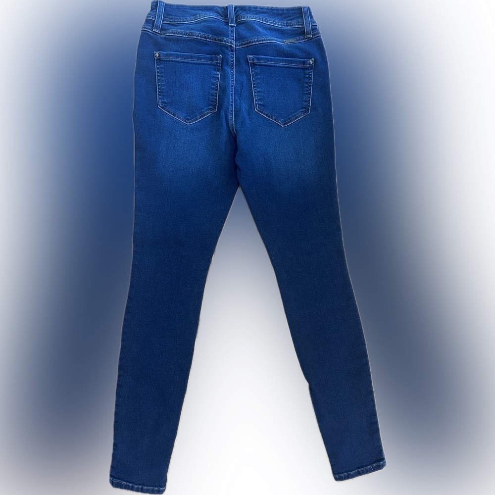 EUC INC SZ 4 regular fit blue 5-pocket skinny jeans/waist 28”-32” - Picture 4 of 6